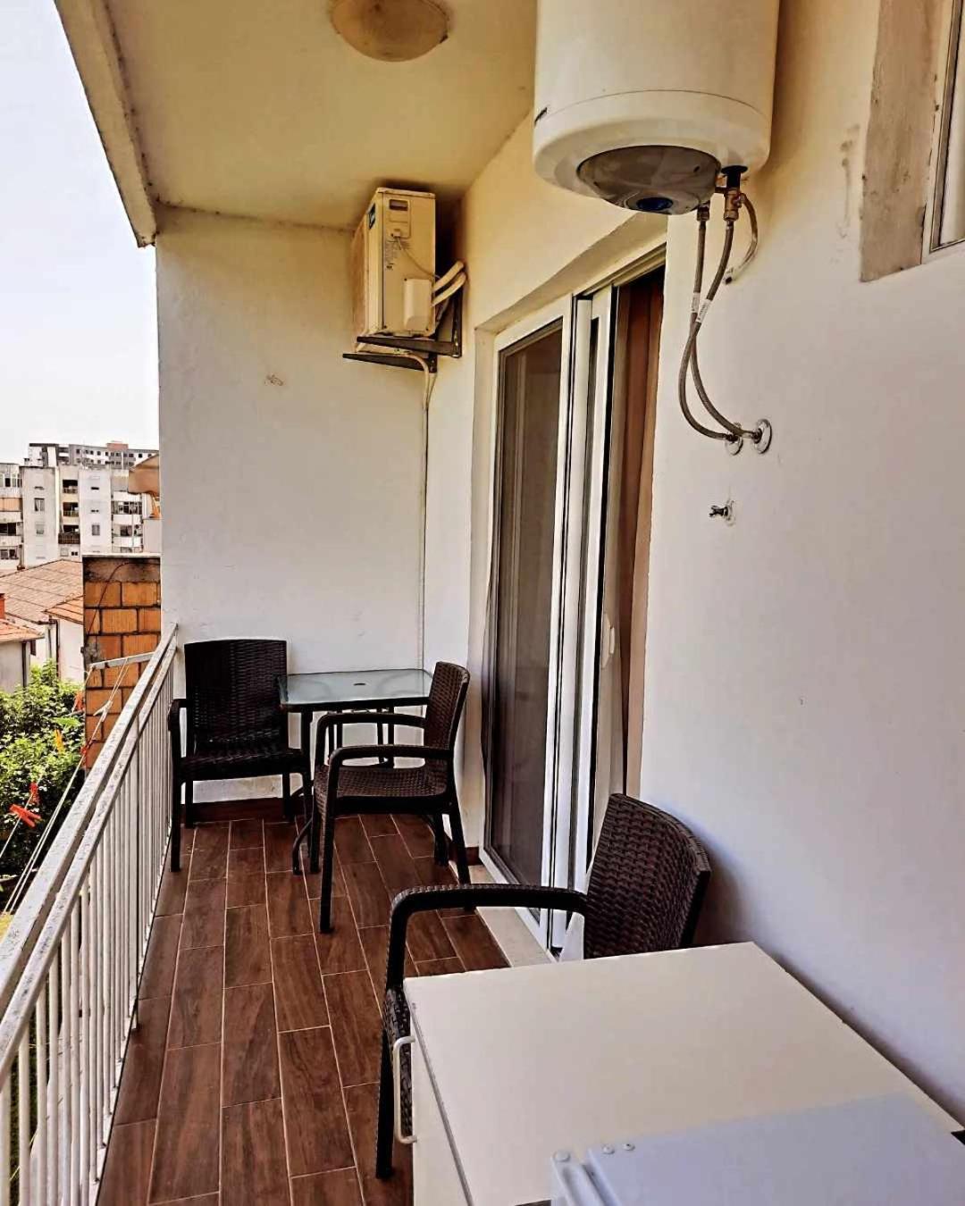 Apartments Ardoni Ulcinj Exterior photo
